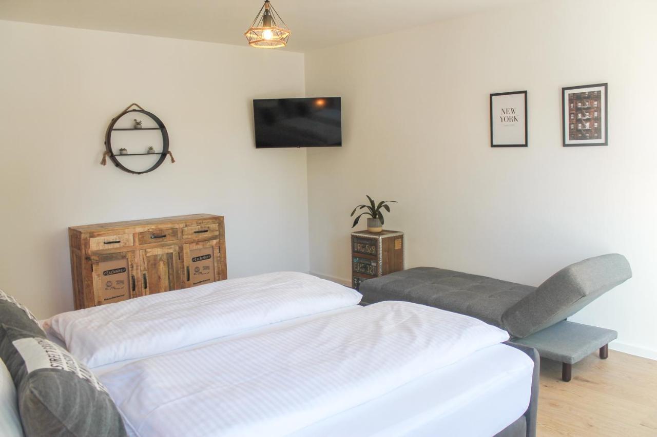 New York Apartment - Fuer Freunde & Familien, Stadtnah, Parkplatz, E-Ladestation, Gitterbox Fuer Fahrraeder, Fitnessstudio, Digitale Gaestemappe Mit Restaurant- Und Unternehmenstipps Koblenz  Eksteriør bilde