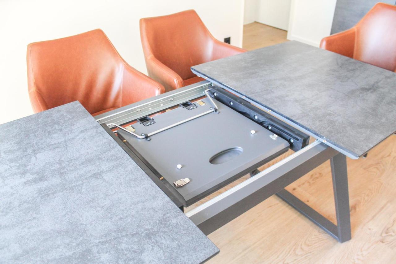New York Apartment - Fuer Freunde & Familien, Stadtnah, Parkplatz, E-Ladestation, Gitterbox Fuer Fahrraeder, Fitnessstudio, Digitale Gaestemappe Mit Restaurant- Und Unternehmenstipps Koblenz  Eksteriør bilde