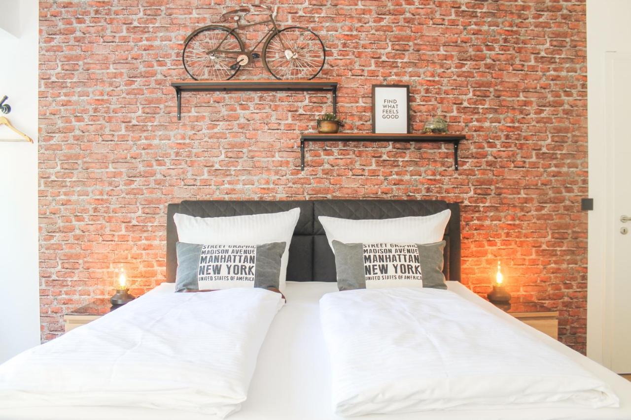 New York Apartment - Fuer Freunde & Familien, Stadtnah, Parkplatz, E-Ladestation, Gitterbox Fuer Fahrraeder, Fitnessstudio, Digitale Gaestemappe Mit Restaurant- Und Unternehmenstipps Koblenz  Eksteriør bilde