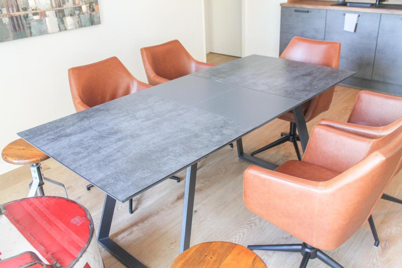 New York Apartment - Fuer Freunde & Familien, Stadtnah, Parkplatz, E-Ladestation, Gitterbox Fuer Fahrraeder, Fitnessstudio, Digitale Gaestemappe Mit Restaurant- Und Unternehmenstipps Koblenz  Eksteriør bilde